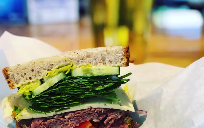 Sammie-and-Beer-f3b5739a5056a36_f3b5755a-5056-a36a-0b1d30f7ec106f0d.avif